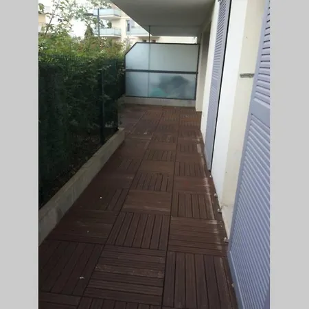 2 Chambres Avec 3 Lits . A Partir De 1 Personne Apartment Dijon